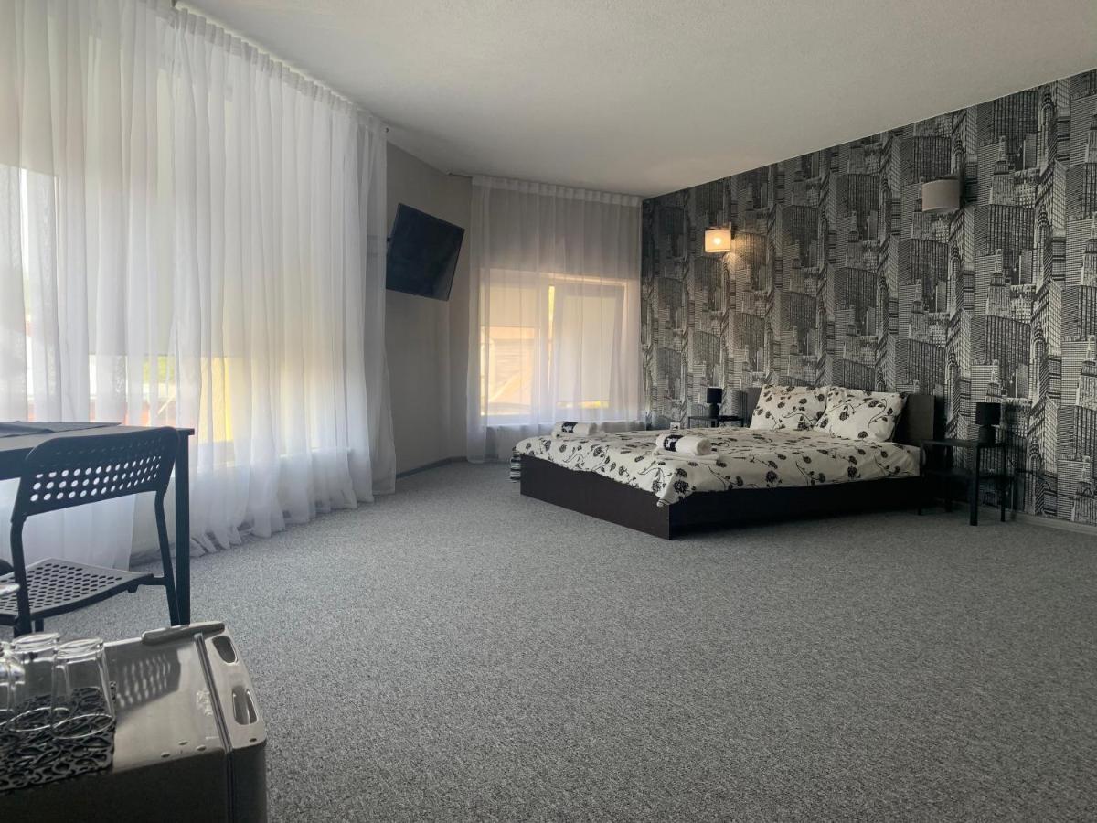Hotel Marijampolė מראה חיצוני תמונה